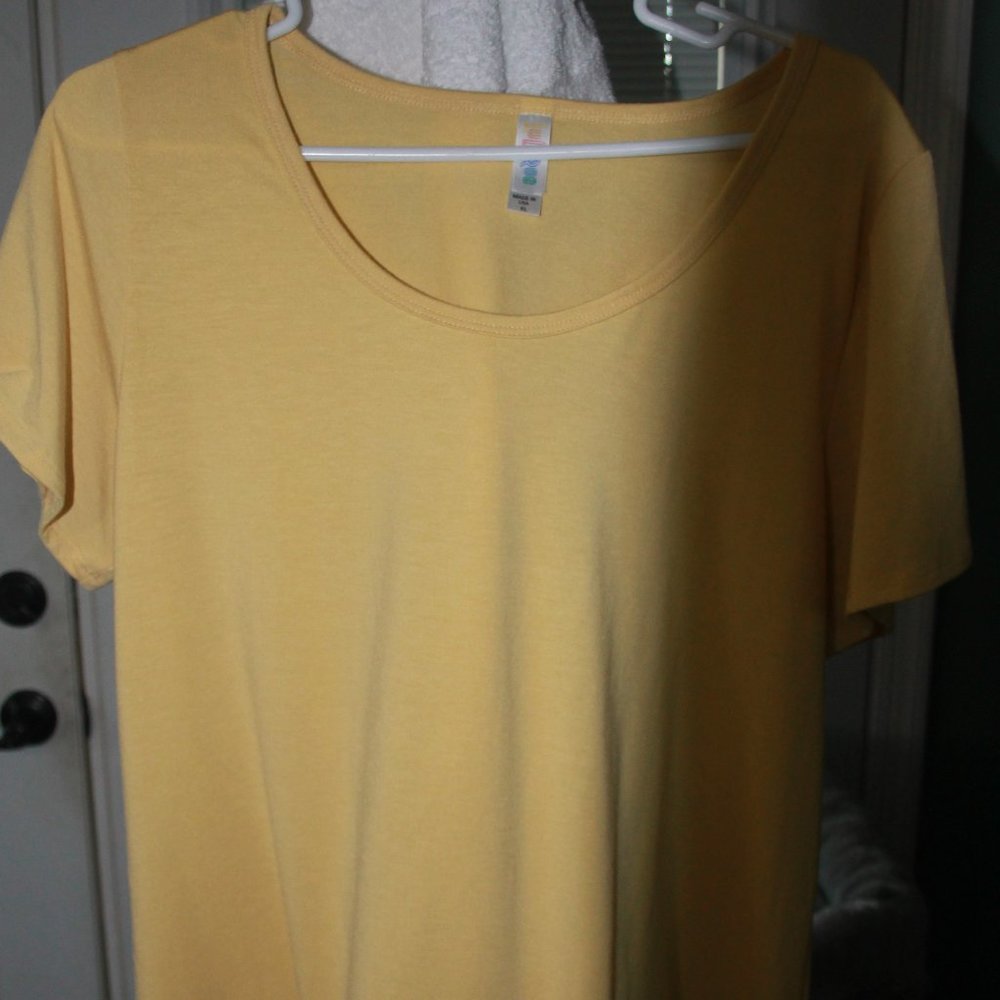 Lularoe Classic T Shirt